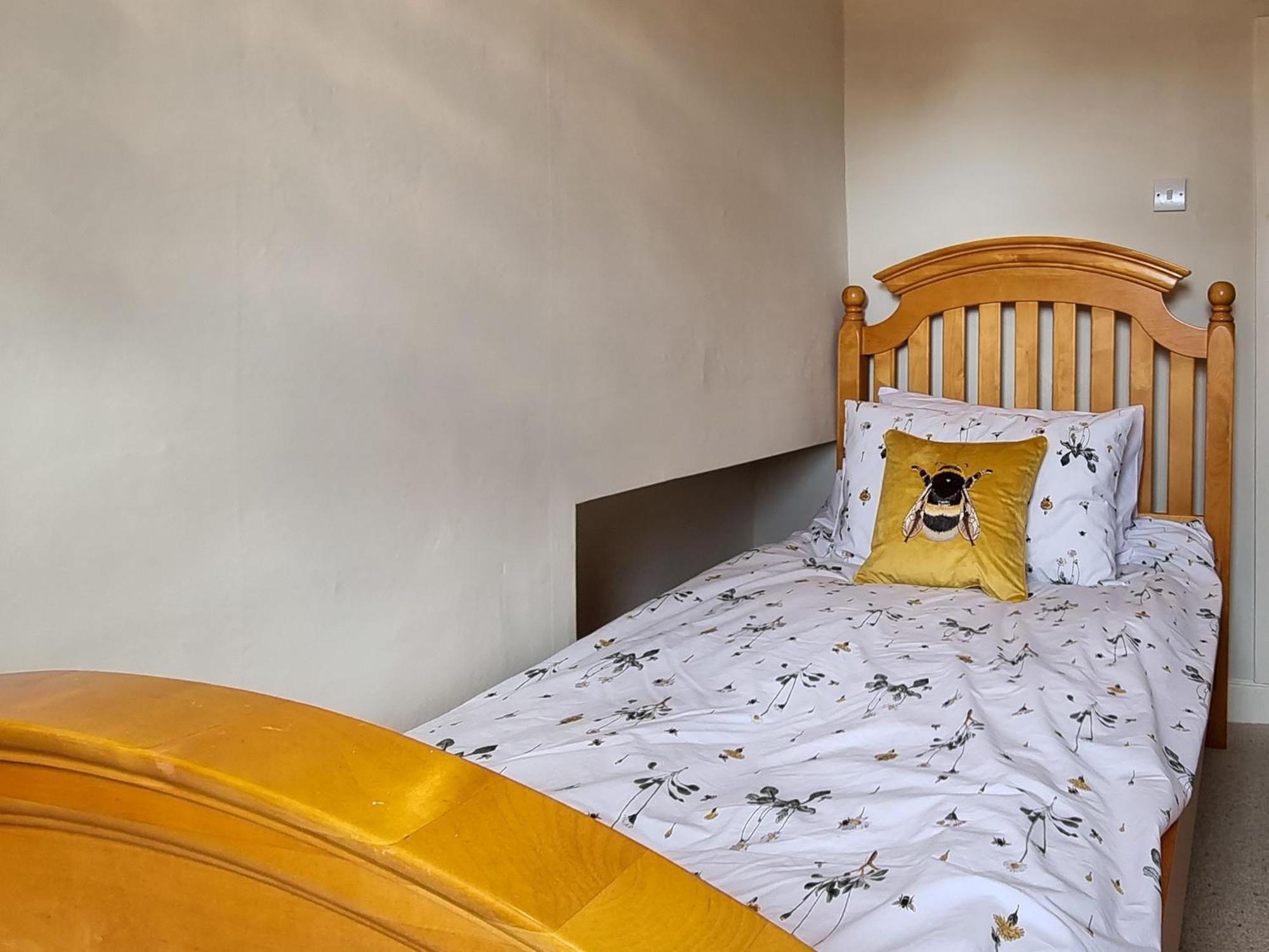 Plum Cottage Касл Кэйри Экстерьер фото